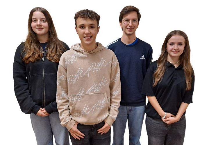 Zu sehen sind vier Jugendliche, die die neuen Schülersprecher der Laura-Schradin-Schule sind. 